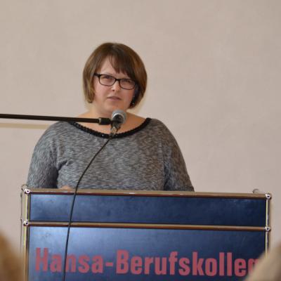Hansa Berufskolleg Violetta Merten Re13a Schuelerbeitrag Zur Verabschiedung
