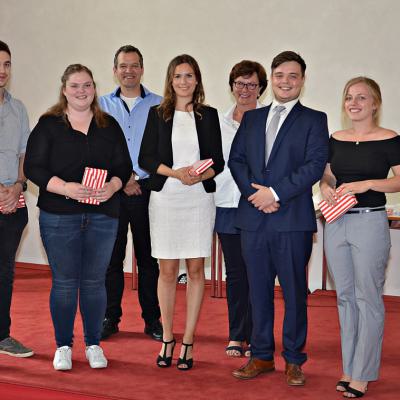 8 Hansa Berufskolleg Ehrung Der Jahrgangsbesten Schuelerinnen Und Schueler Im Dienstleistungsbereich. Juli 2017