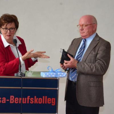 Hansa Berufskolleg Hansa Forum Mit Dr. G. Scheipermeier 17.03.2017 Lv